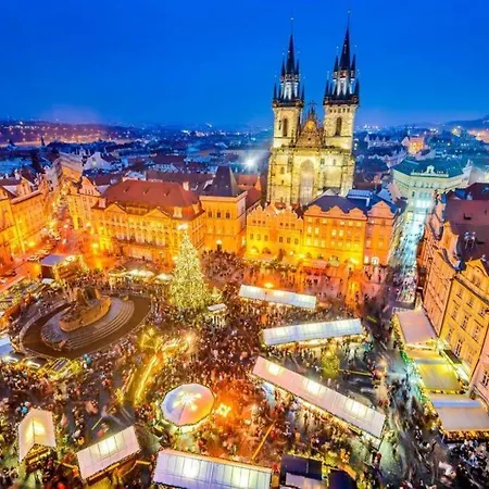 Entire Apartment, Near Clarion, O2 Arena, Metro 3 Min, Easter Market In Center 15 Min Lejlighed *