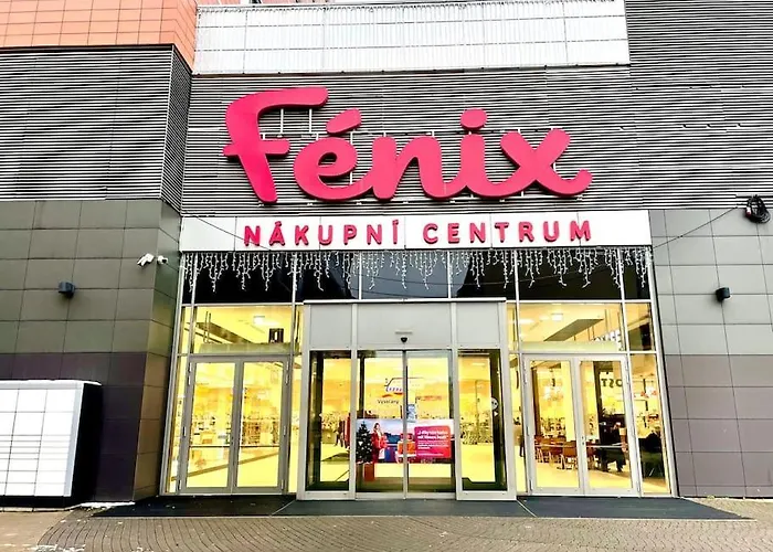 Entire Apartment, Near Clarion, O2 Arena, Metro 3 Min, Easter Market In Center 15 Min *