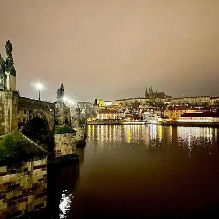Apartament Entire Apartment, Near Clarion, O2 Arena, Metro 3 Min, Easter Market In Center 15 Min *